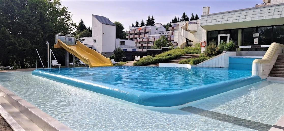 Pools, Sauna Und Balkon Mit Panoramablick Санкт-Энгльмар Экстерьер фото